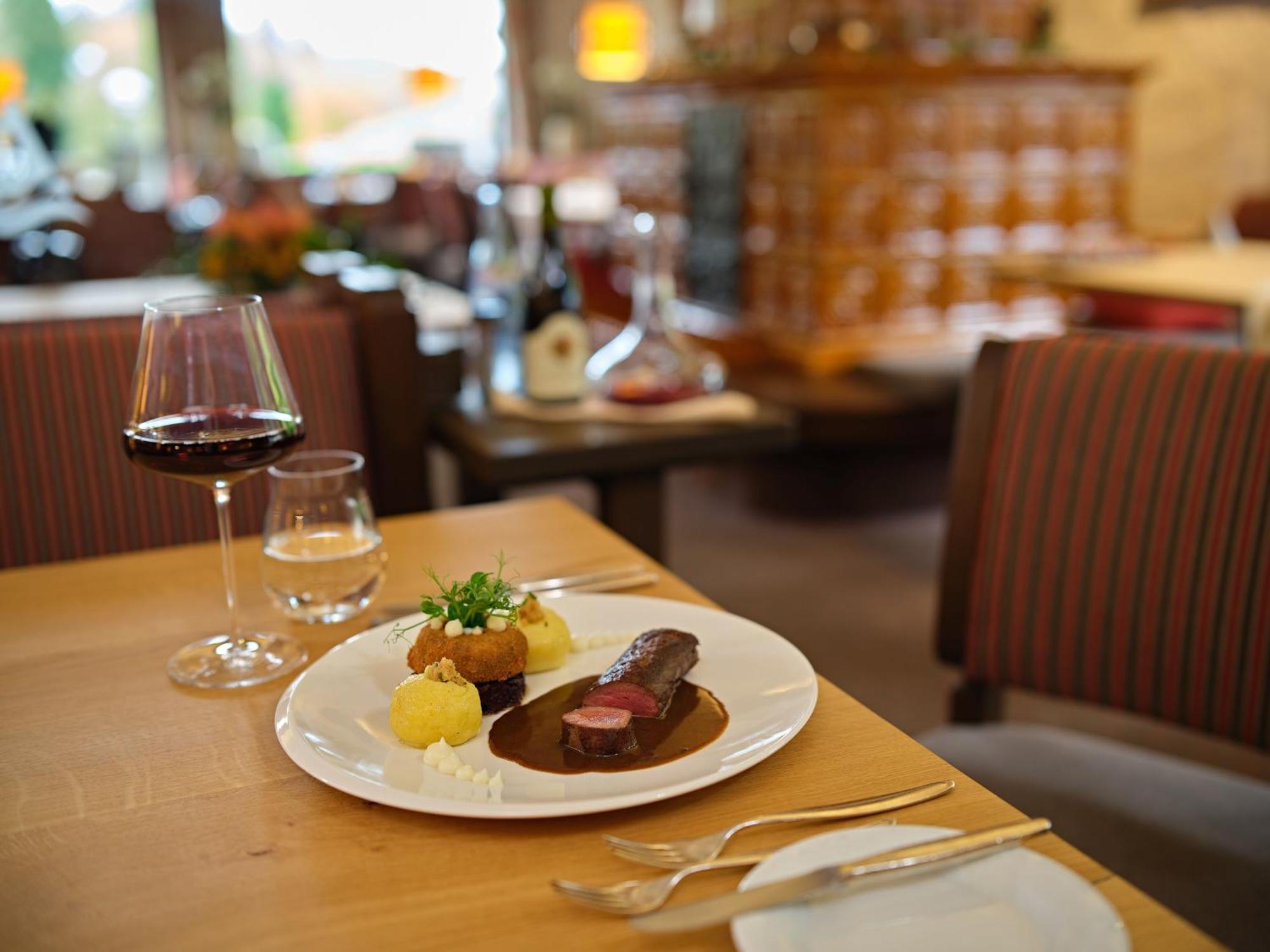 Restaurant Waldsägmühle Hotel 4*